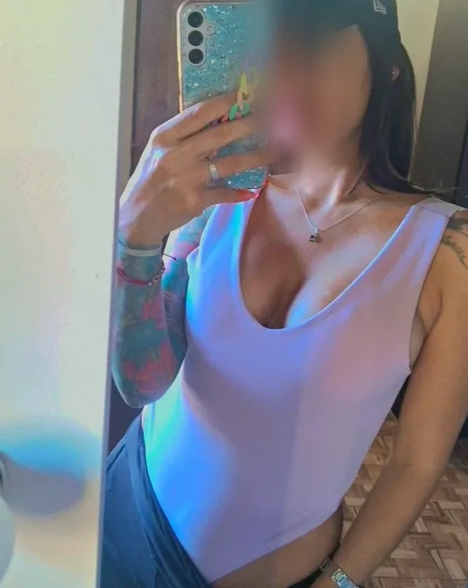 Karoliina, 37